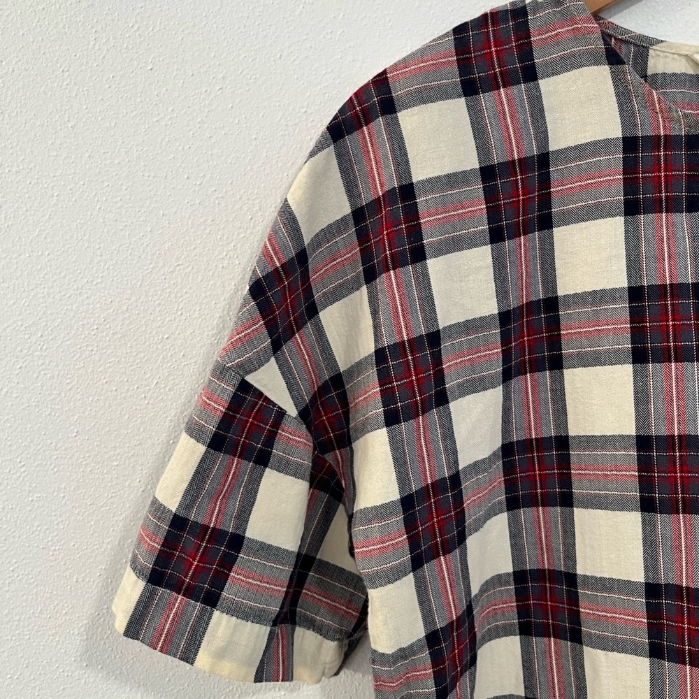 ZARA plaid short sleeve holiday top with side button detail size XS - Picture 4 of 9